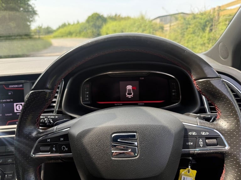 SEAT Leon 1.5 TSI EVO 150 FR Black Edition [EZ] 5dr DSG Petrol