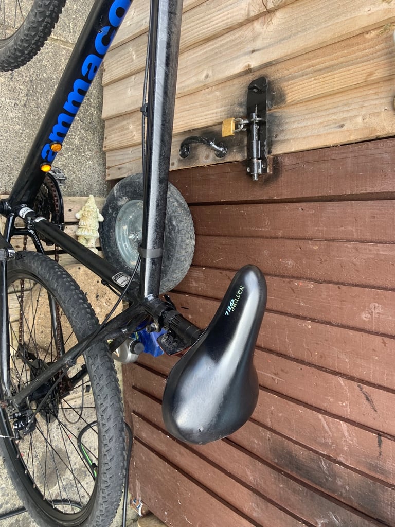 AMANCO 21 speed hybrid mountain bike 