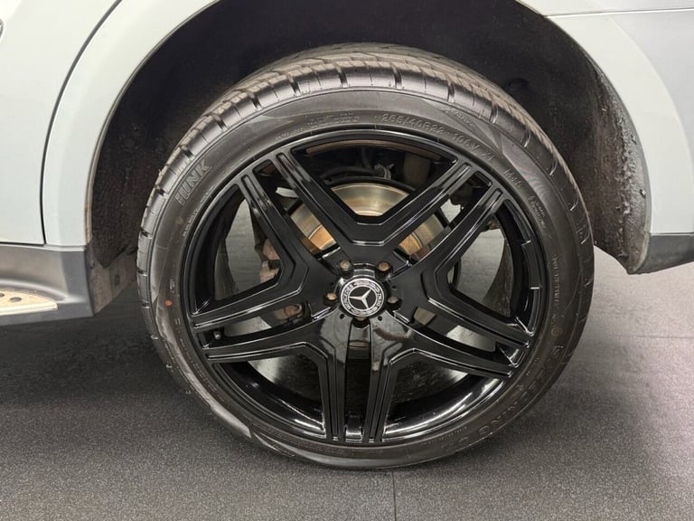 2010 Mercedes-Benz M-Class 3.0 ML300 CDI V6 BlueEfficiency Sport SUV 5dr Diesel Tiptronic 4WD Eur...