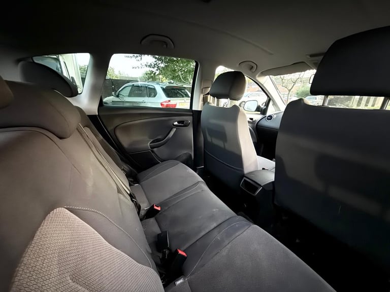 2012 SEAT Altea 1.6 TDI CR SE 5dr DSG MPV Diesel Automatic