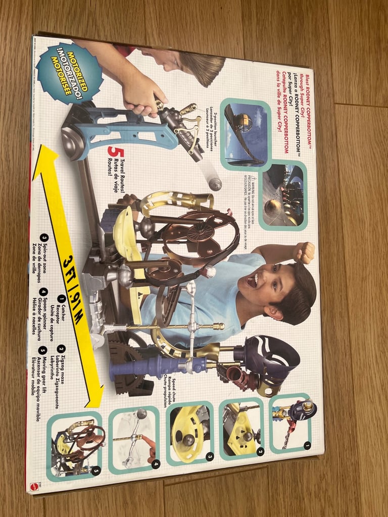 Robots - vintage 1990’s playset in original box