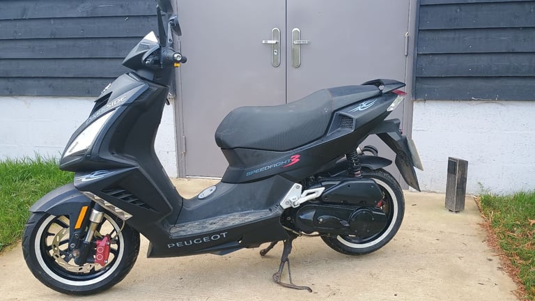 image for Peugeot speedfight 3 darkside LC 2 stroke 50cc scooter moped 