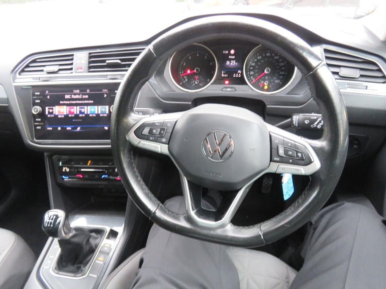 2021 Volkswagen Tiguan 1.5 TSI Life Euro 6 (s/s) 5dr ESTATE Petrol Manual