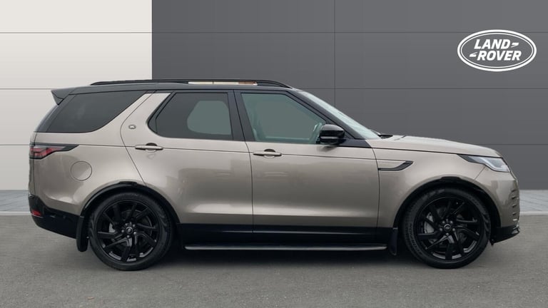 2022 Land Rover Discovery 3.0 D300 R-Dynamic SE 5dr Auto Diesel Station Wagon Station Wagon Diese...