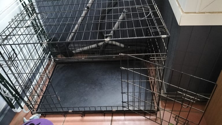 Dog cage with or without mattress liner