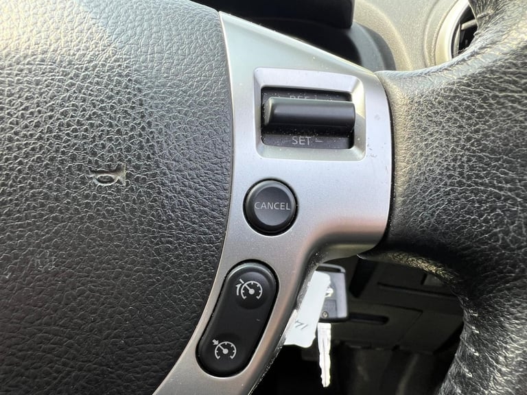2010 Nissan Qashqai 2.0 Acenta 5dr CVT HATCHBACK Petrol Automatic