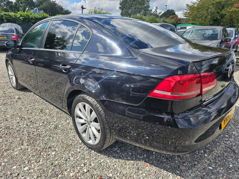 2014 Volkswagen Passat 1.6 TDI BlueMotion 4dr SALOON Diesel Manual