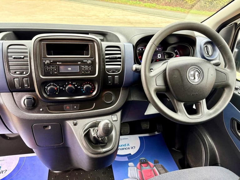 2019 Vauxhall Vivaro / Renault Trafic / Nissan Primastar Swb Van ***Excellent Condition*** PANEL ...