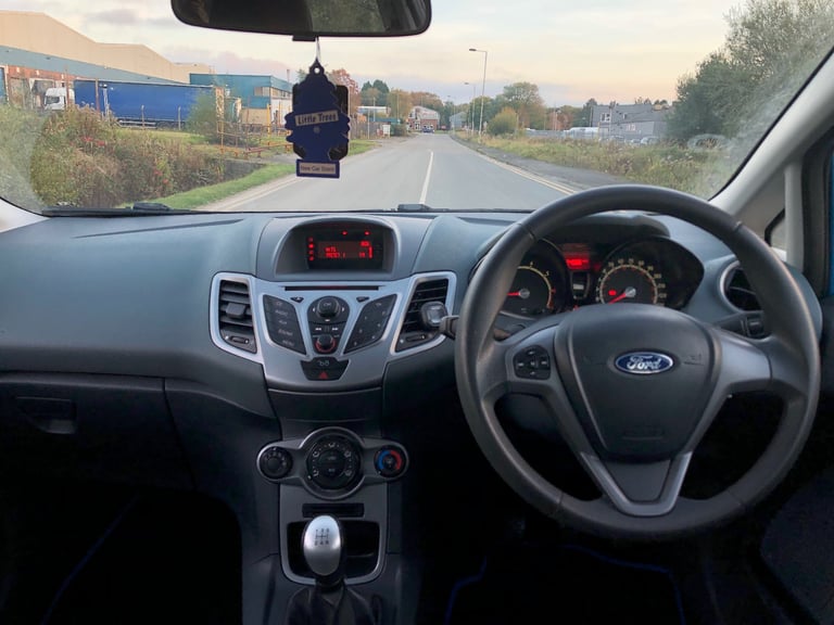 Ford Fiesta 1.25 Zetec Petrol, New Clutch, New Cambelt, New Tyres, New Service, HPI clear - Image 14