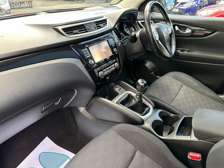 2016 Nissan Qashqai 1.5 dCi N-Tec+ 5dr HATCHBACK Diesel Manual