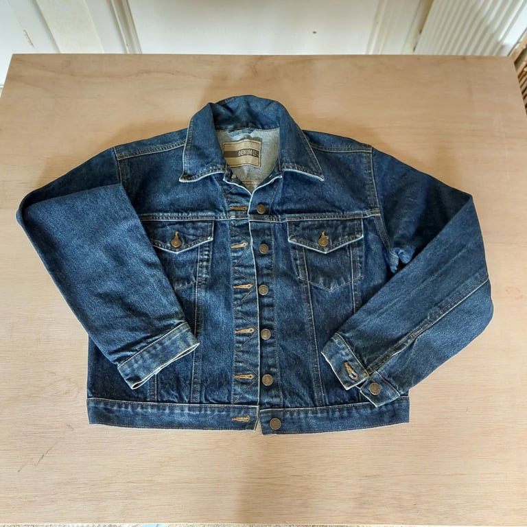 Ladies Denim Jacket Size 12/14 Unworn
