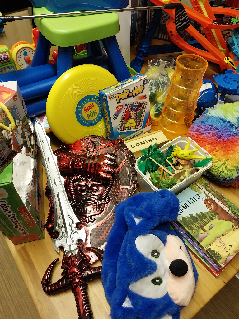 Hot Wheelz items and Toy Bundle