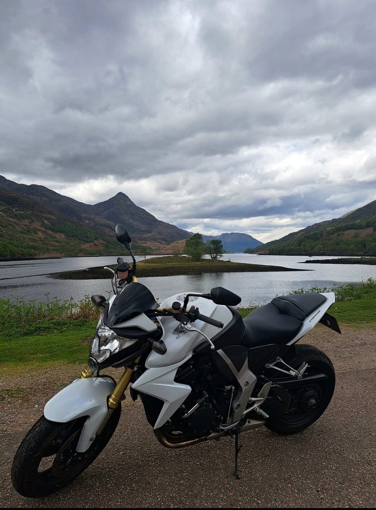 Honda, CB, 2011, 998 (cc)