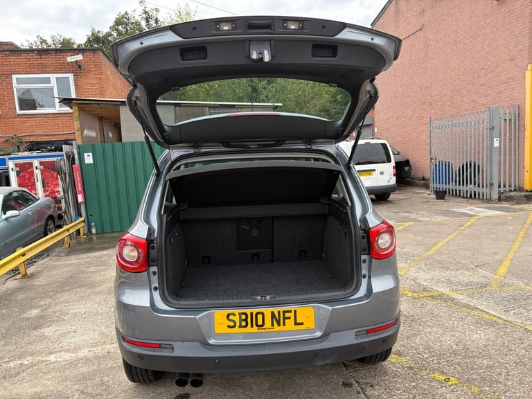 2010 Volkswagen Tiguan 2.0 TDi S 5dr ESTATE Diesel Manual