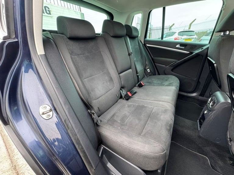 2013 13 VOLKSWAGEN TIGUAN 2.0 TDI BLUEMOTION TECH SE SUV 5DR DIESEL DSG 4WD EURO