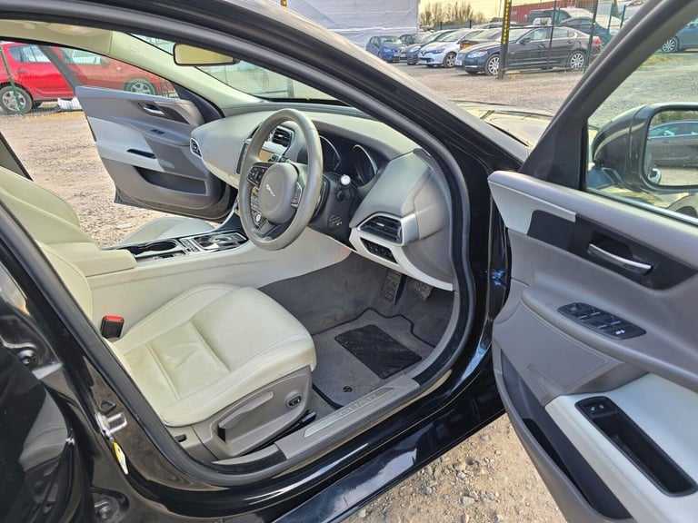 2016 Jaguar XE 2.0d Prestige Auto Euro 6 (s/s) 4dr Saloon Diesel Automatic