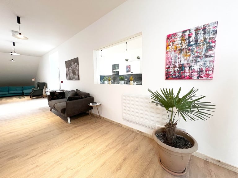 Office | Commercial Unit | Workspace | Creative Space in Leyton East London E10