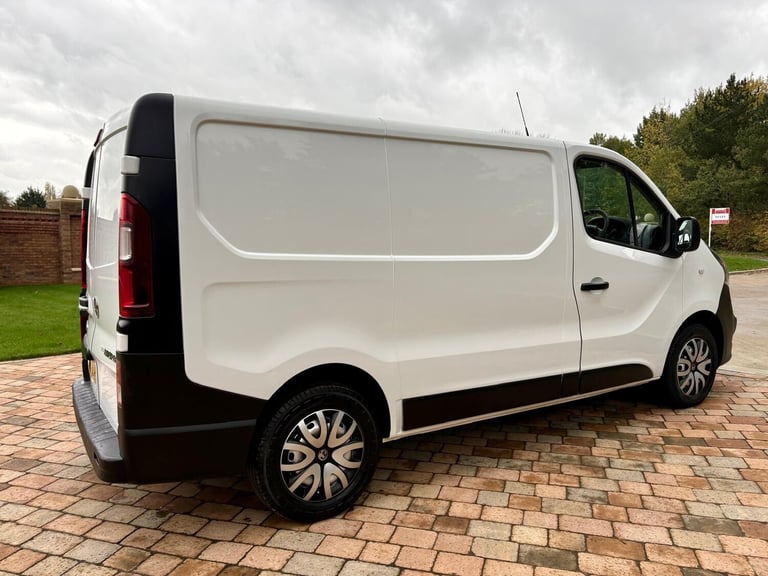 2019 Vauxhall Vivaro / Renault Trafic / Nissan Primastar Swb Van ***Excellent Condition*** PANEL ...