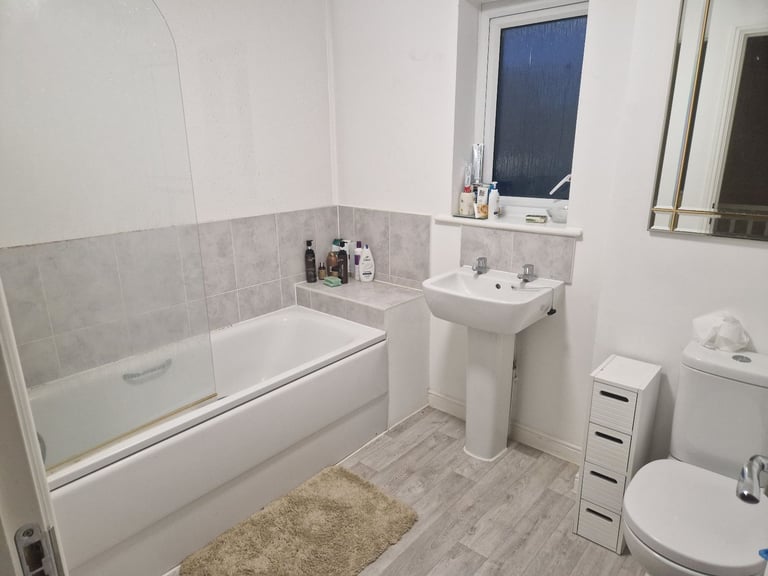 Double bed room available 