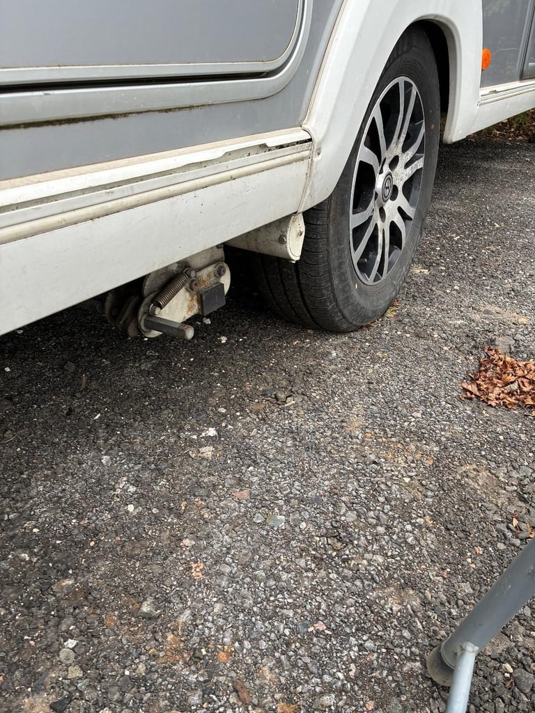 2012 Swift Conquer 570