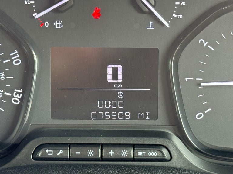 2017 Peugeot Traveller 1.6 BlueHDi Active Standard MPV 5dr Diesel Manual MWB Euro 6 (s/s) (115 ps...