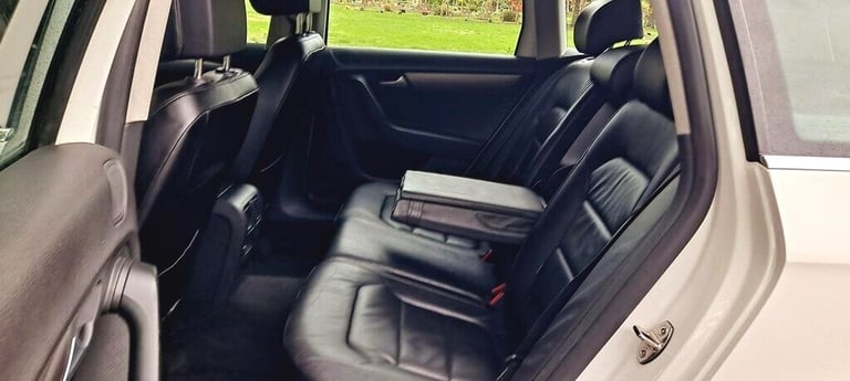 2014 Volkswagen Passat 2.0 TDI Bluemotion Tech Executive 5dr Estate £35 road tax ESTATE Diesel Ma...