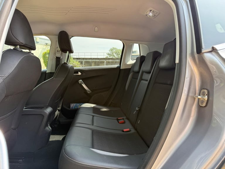 2019 Peugeot 2008 1.5 BlueHDi 100 Allure 5dr [5 Speed] HATCHBACK DIESEL Manual