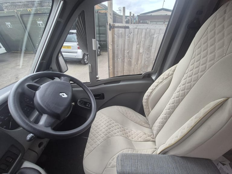 Renault Burstner Delfin 695 Coachbuilt Motorhome