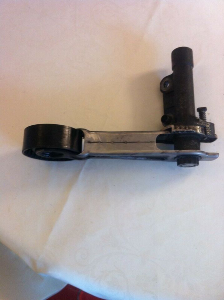 PEUGEOT 207CC CONVERTIBLE 2007 5FW TENSION PULLEY 