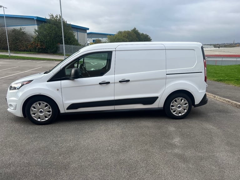 Ford, TRANSIT CONNECT TREND LWB 210 low miles long mot 