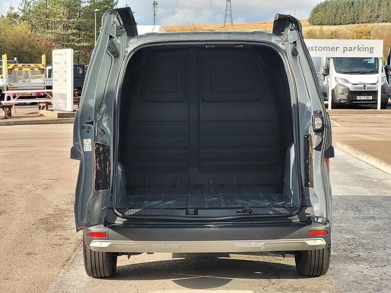 2023 Nissan Townstar TCe Acenta 130ps Euro 6 with Car Play, Air Con, Parking Sensors &amp; 1 Owne...