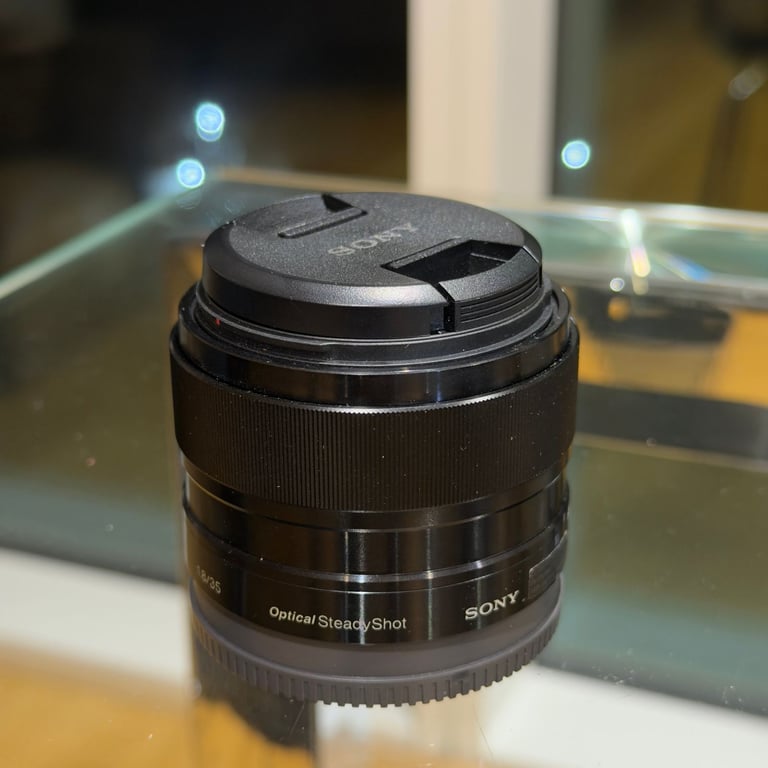 image for SONY 35mm f/1.8 E-Mount OSS Prime Lens for APS-C Mirrorless Cameras - Excellent!