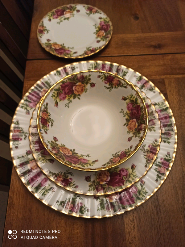 WANTED Royal Albert