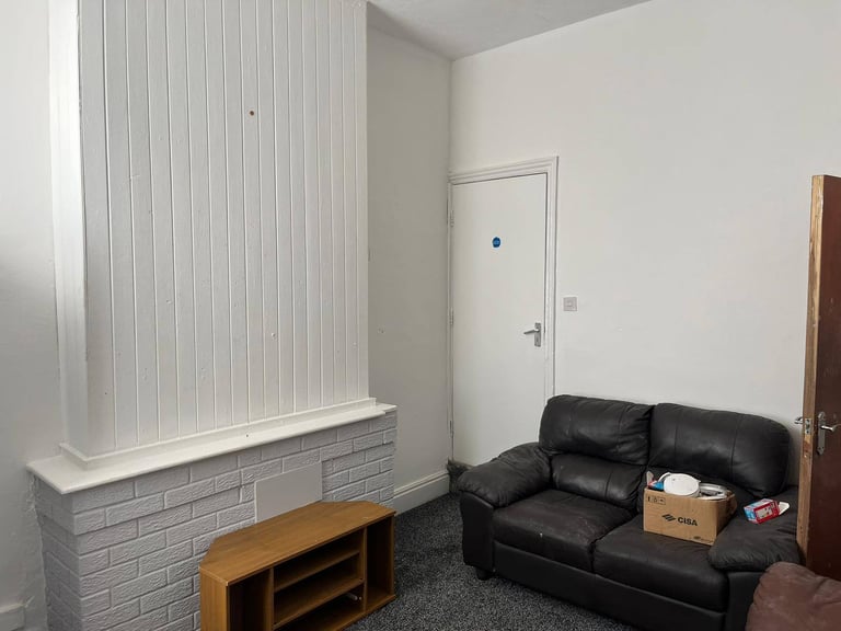 Rooms Availabe to Rent on Junction Road, Handsworth. 24hr Move In. Supported Accommodation