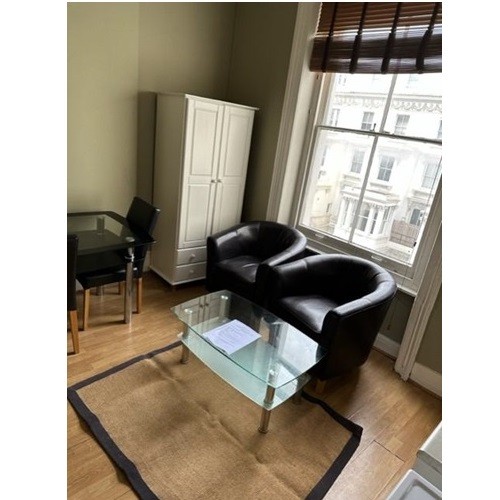 Double Mezzanine Studio in Prince's Square, Notting Hill/Bayswater, W2 4PX * All Bills Inc*