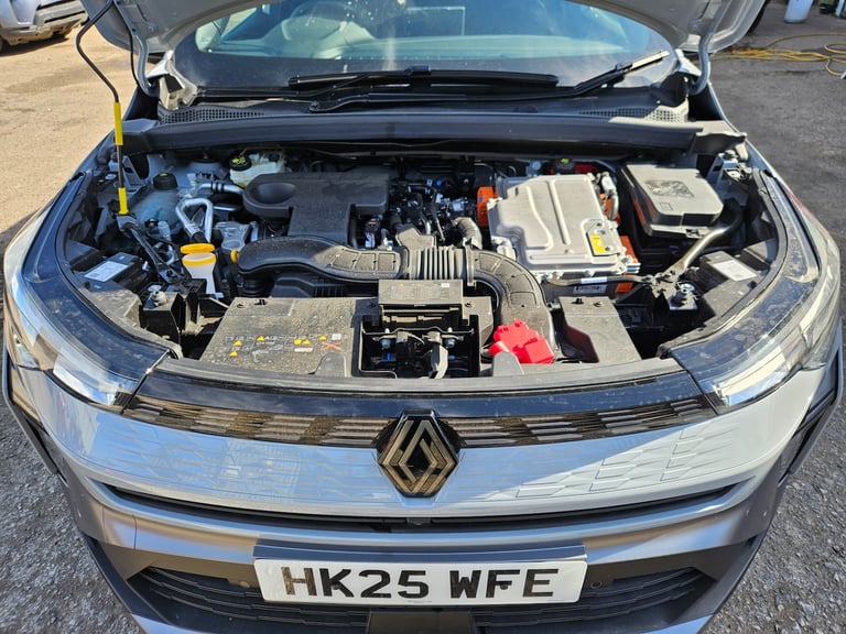 2025 RENAULT SYMBIOZ 1.6 E-Tech FHEV Iconic Esprit Alpine Auto Damaged Salvage