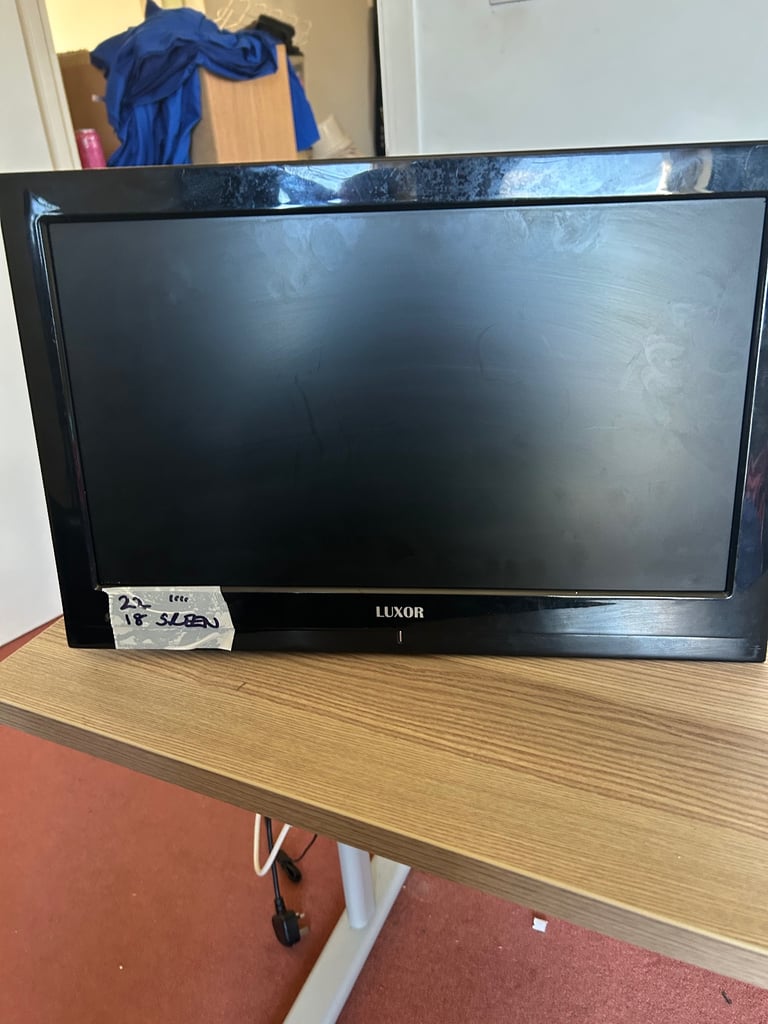 image for Tv with bracket 