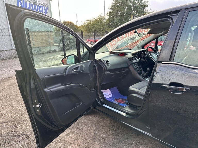  Vauxhall Meriva 1.4i 16V Tech Line 5dr Petrol