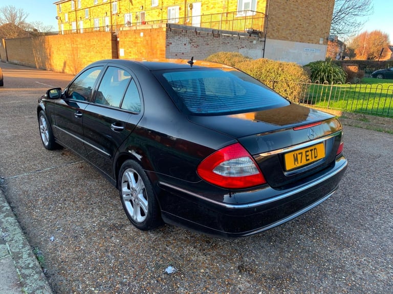 2008 Mercedes-Benz E Class E200K Avantgarde  Auto Petrol SALOON Petrol Automatic