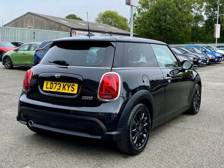 2023 MINI Hatch 1.5 Cooper Classic Hatchback 3dr Petrol Manual Euro 6 (s/s) (136 ps) Hatchback Pe...