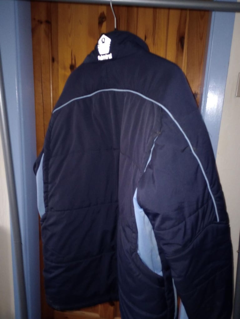 Men’s Admiral Winter Coat – Size M 