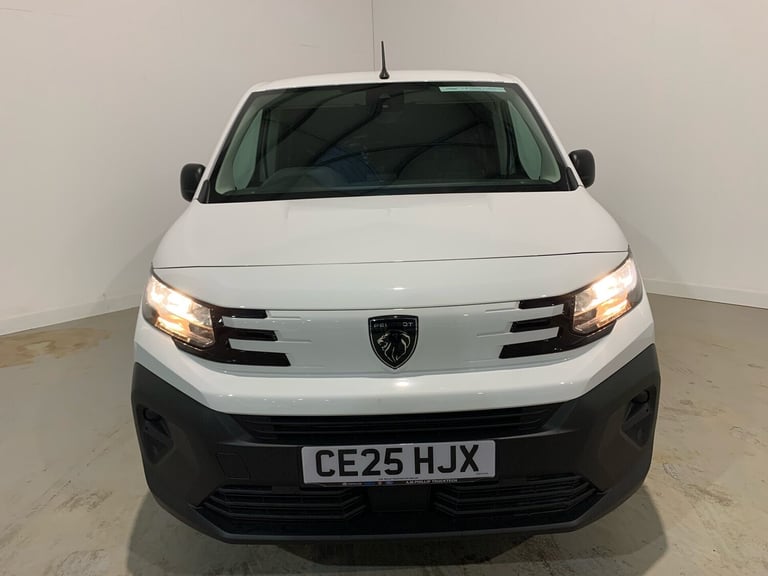 2025 Peugeot Partner 1.5 BlueHDi 100 Professional Crew Van PANEL VAN DIESEL Manual