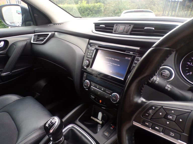 2017 Nissan Qashqai 1.5 dCi Tekna SUV 5dr Diesel Manual Euro 6 (s/s) (110 ps) HATCHBACK Diesel Ma...