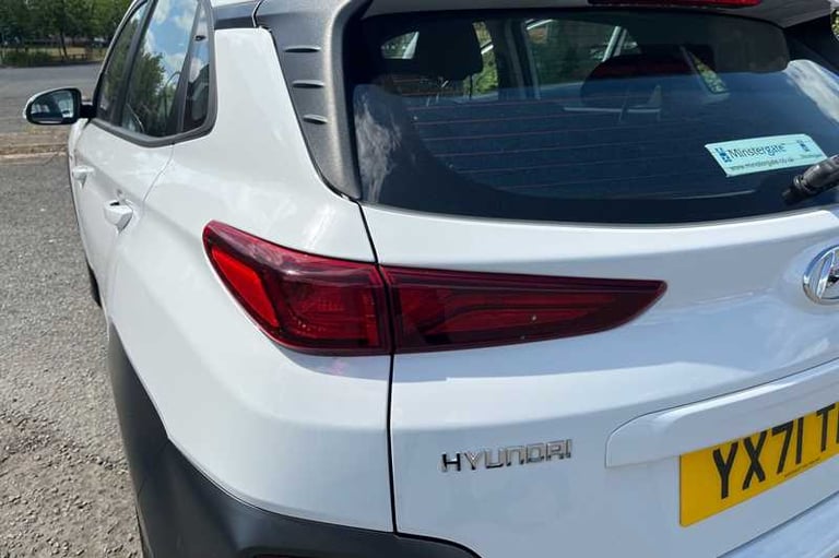 2021 Hyundai KONA 39kWh SE SUV 5dr Electric Auto (10.5kW Charger) (136 ps) SUV Electric Automatic