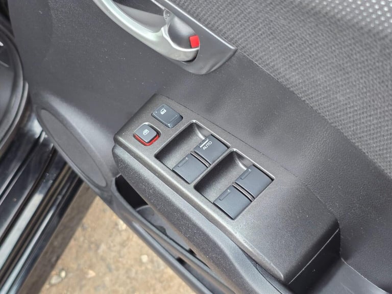 2014 Honda Jazz 1.4 i-VTEC Si Hatchback 5dr Petrol Manual Euro 5 (99 ps) Hatchback Petrol Manual