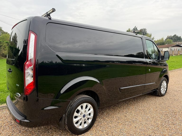 2018 Ford Transit Custom 2.0 300 EcoBlue Limited L2 H1 Euro 6 5dr PANEL VAN Diesel Manual