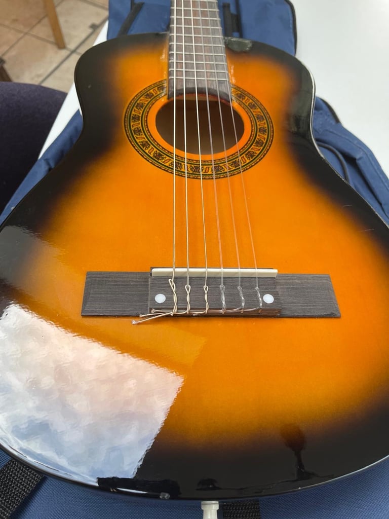 Junior 1/2 Classical Guitar Sunburst by Gear4music