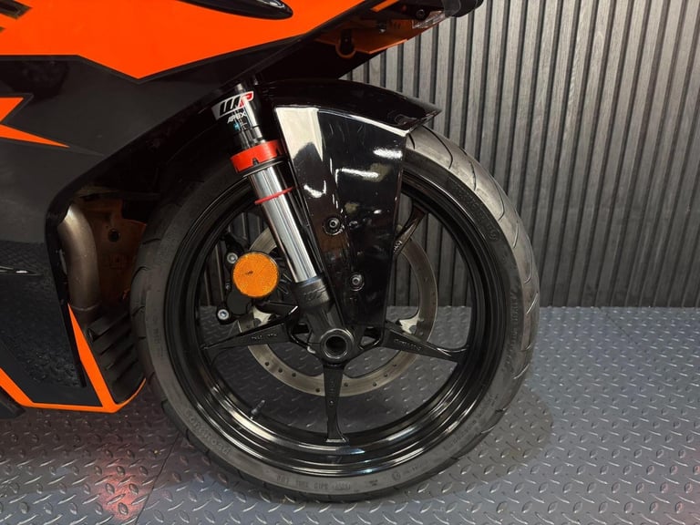 2024 KTM RC 390 390 X-Ring Euro 5