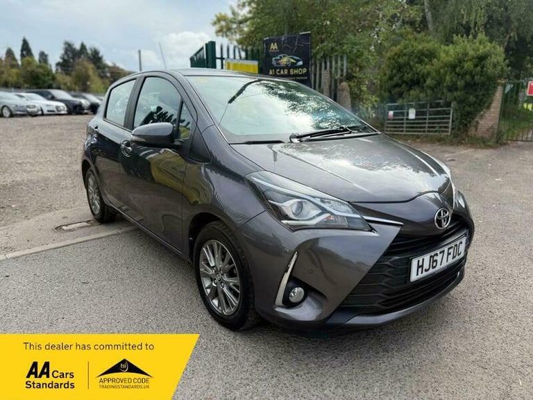 2017 Toyota Yaris 1.5 VVT-i Icon Tech Euro 6 5dr HATCHBACK Petrol Manual