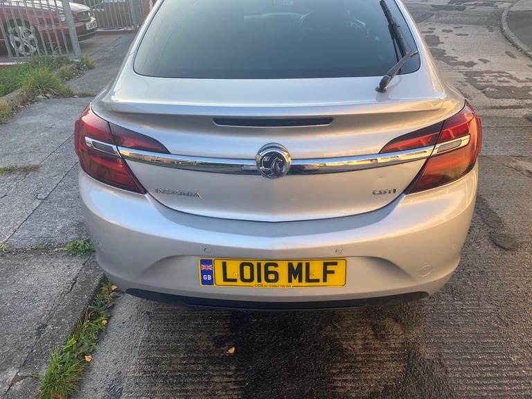Vauxhall, Insignia, 1.6 Sri nav diesel long mot very economical 